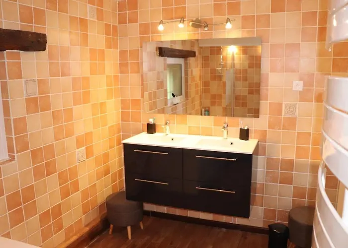 Family Of 5 Bedrooms Дом отдыха Coquainvilliers